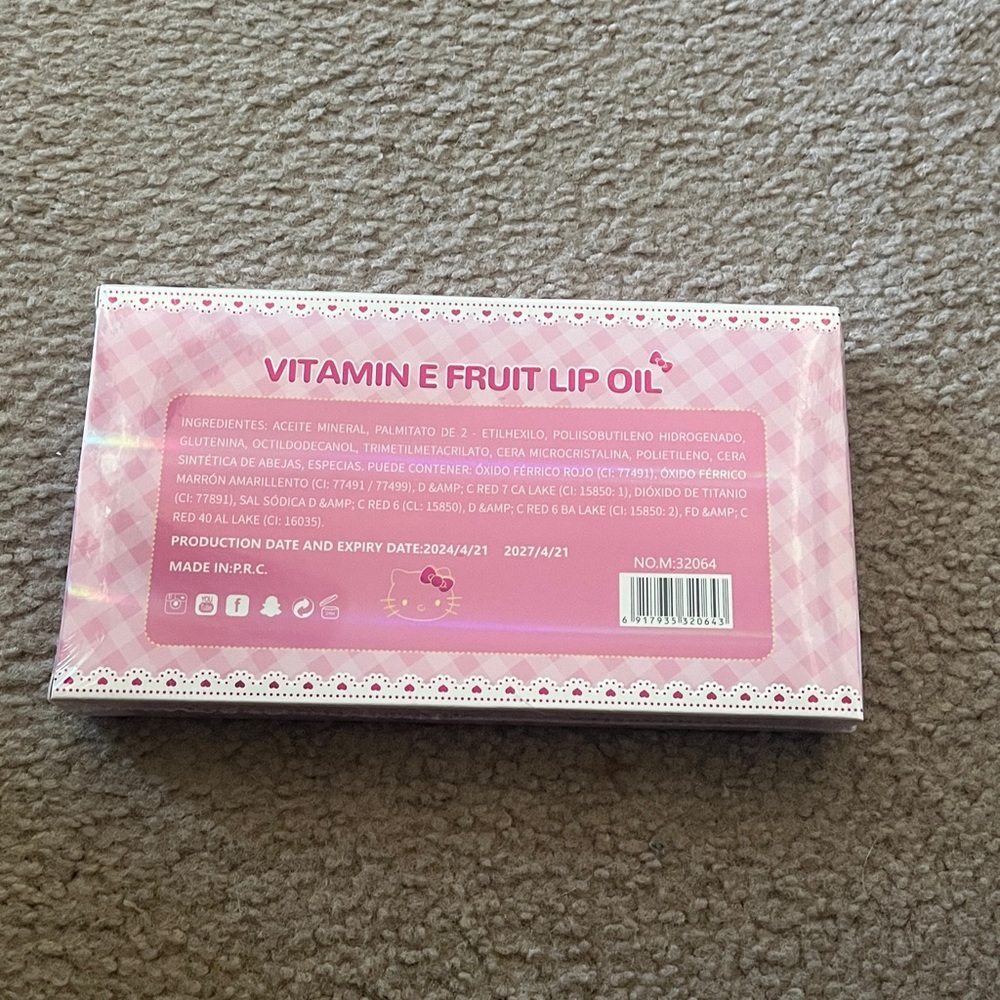 Abella Vitamin E Fruit Lip Oil Set - Pink and Cream - Picture 2 of 2